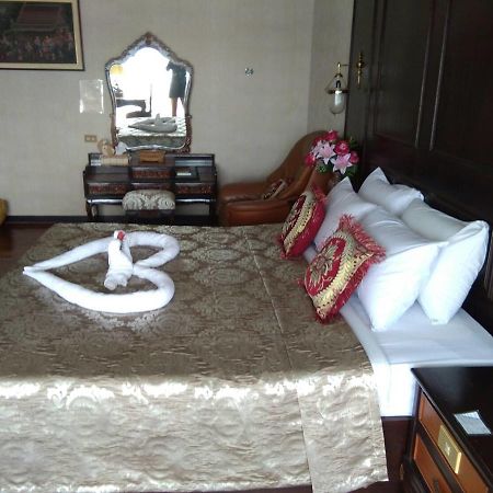 Petchkasem Grand Hotel Surin Exterior foto